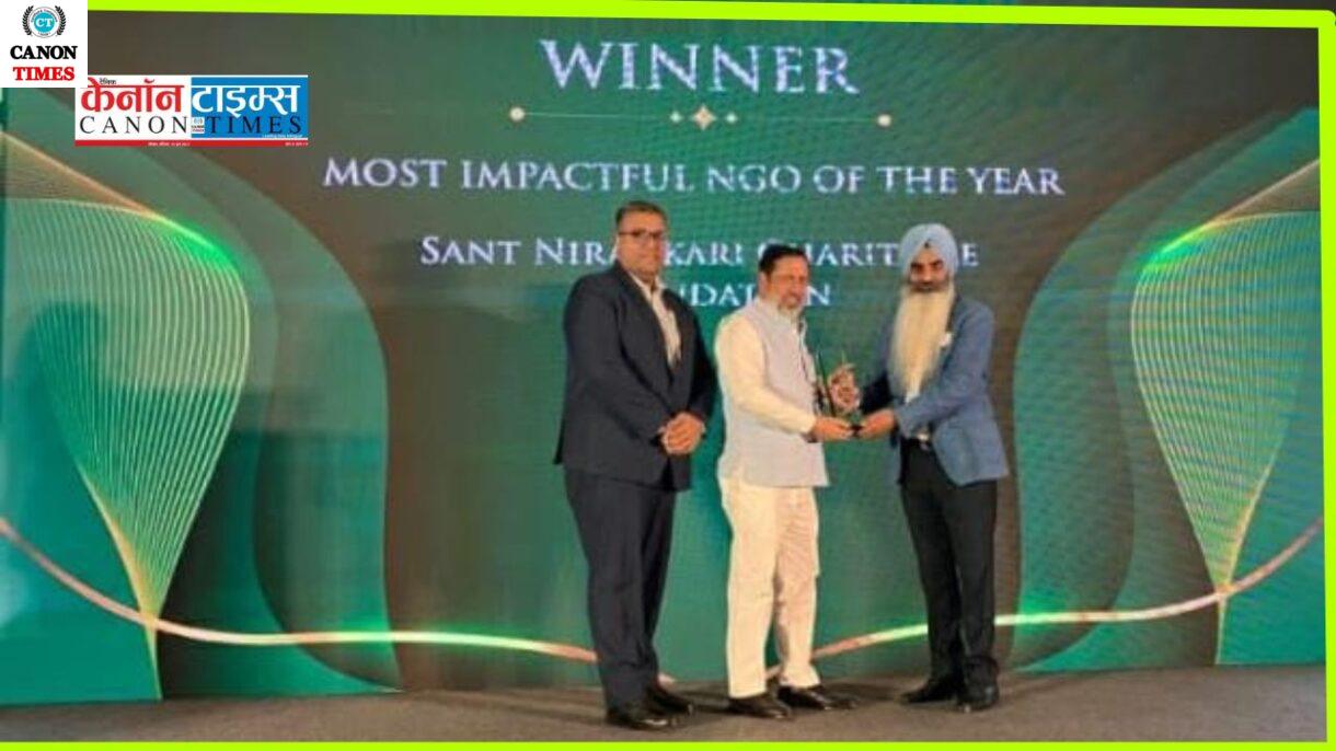 the esteemed Secretary of the Sant Nirankari Mandal, Mr. Joginder Sukhija, received the prestigious award.