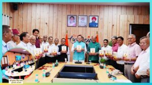 Dhami Releases ‘Seva Vidhi’ Book, Says It Will Guide Public Servants in Rule-Based Governance